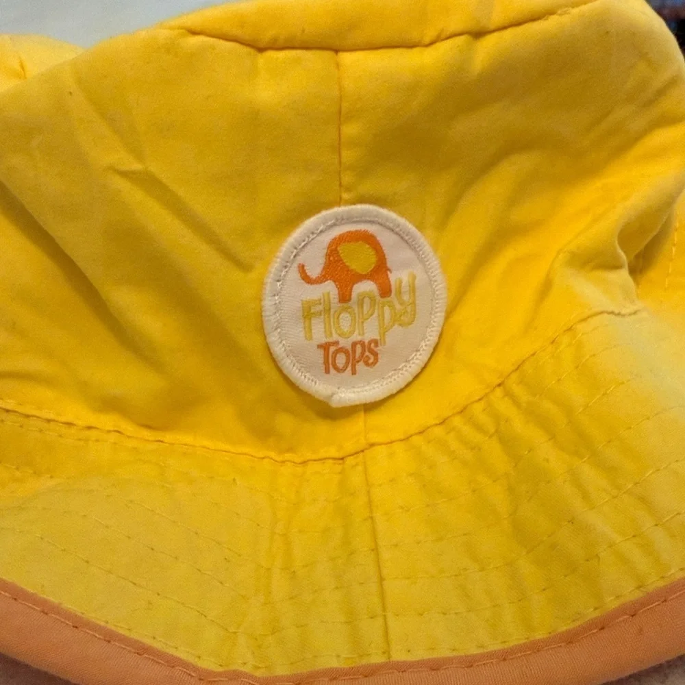 NWOT Floppy Tops Yellow Orange Children’s Reversible Rain & Sun Hat Polyester OS